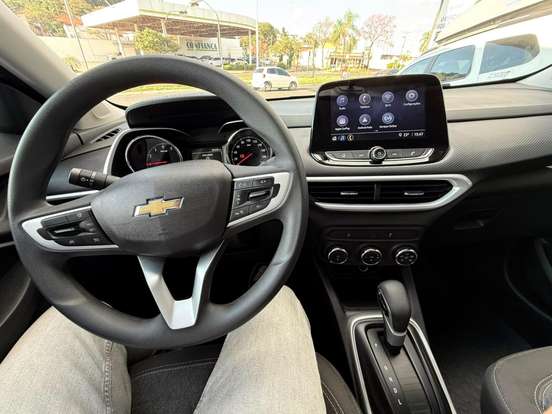 CHEVROLET-TRACKER-2025