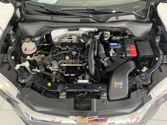 CHEVROLET-TRACKER-2023