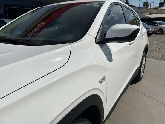 CHEVROLET-TRACKER-2024