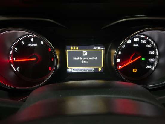CHEVROLET-TRACKER-2024