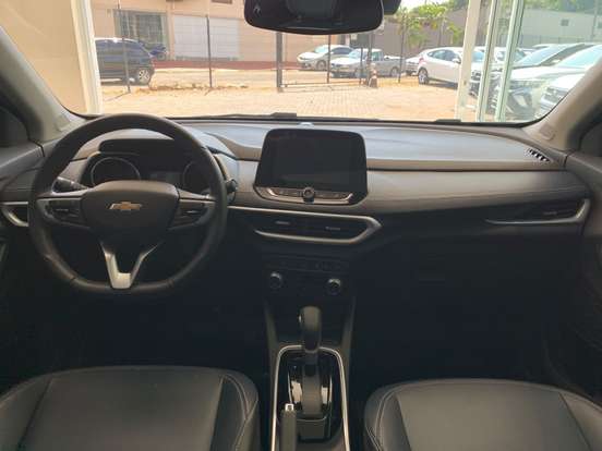 CHEVROLET-TRACKER-2023