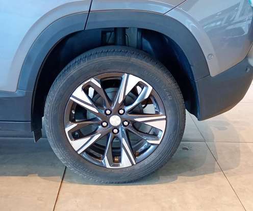 CHEVROLET-TRACKER-2023