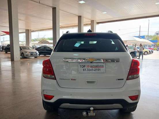 CHEVROLET-TRACKER-2018