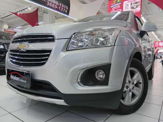 CHEVROLET-TRACKER-2016