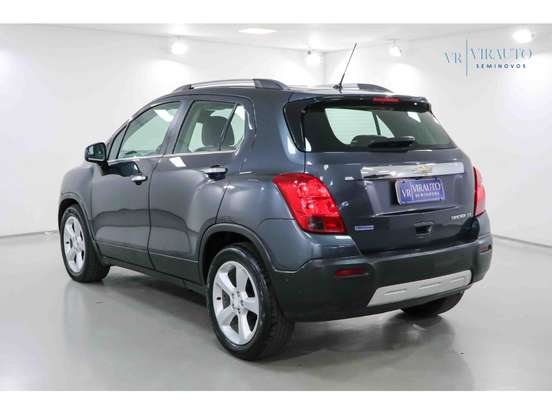 CHEVROLET-TRACKER-2015