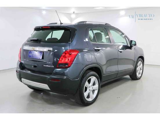 CHEVROLET-TRACKER-2015