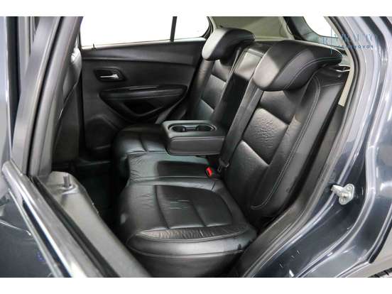 CHEVROLET-TRACKER-2015