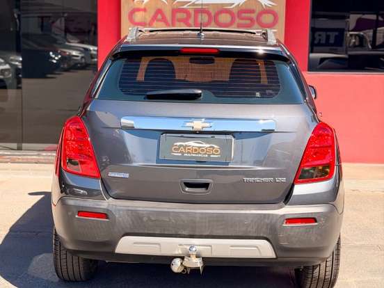 CHEVROLET-TRACKER-2014