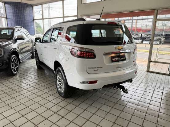 CHEVROLET-TRAILBLAZER-2024