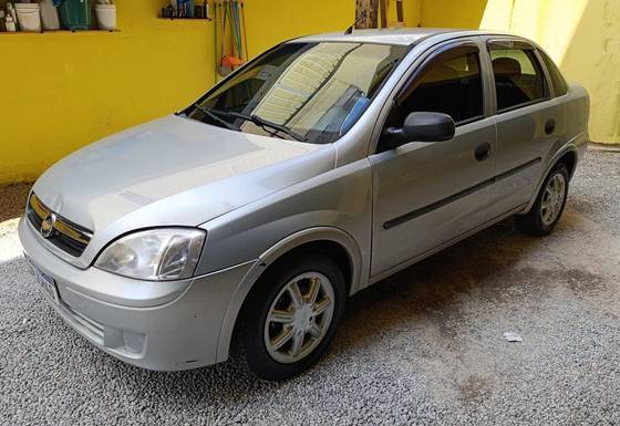 Chevrolet Corsa 1.0 Mpfi Maxx Sedan 8V Flex 4P Manual