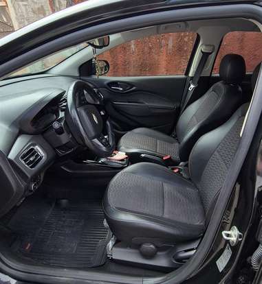 CHEVROLET-ONIX-2016
