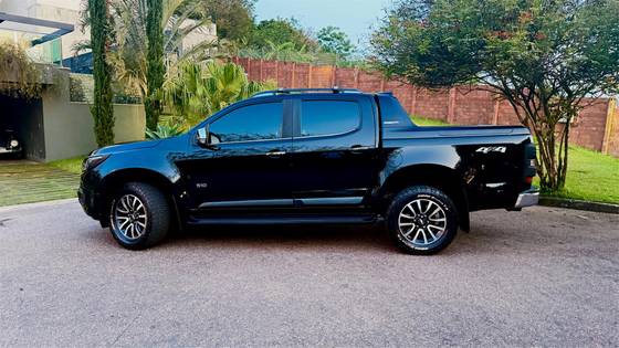 CHEVROLET S10 2.8 HIGH COUNTRY 4X4 CD 16V TURBO DIESEL 4P AUTOMÁTICO