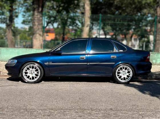 CHEVROLET VECTRA 2.0 MPFI GLS 8V GASOLINA 4P MANUAL