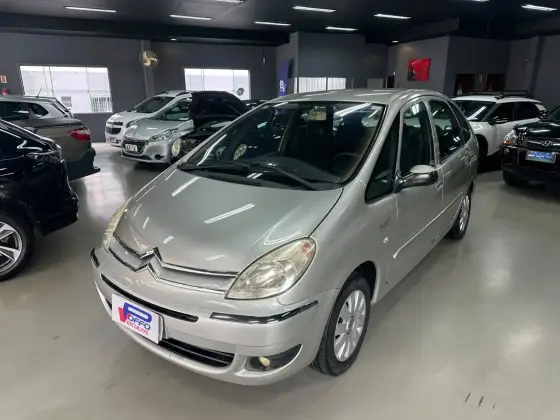 CITROËN XSARA PICASSO 1.6 I EXCLUSIVE 16V FLEX 4P MANUAL