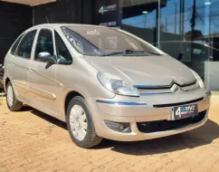 CITROËN XSARA PICASSO 2.0 I EXCLUSIVE 16V GASOLINA 4P AUTOMÁTICO CITROËN XSARA PICASSO 2.0 I EXCLUSIVE 16V GASOLINA 4P AUTOMÁTICO