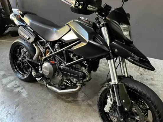DUCATI-HYPERMOTARD 796 DUCATI-HYPERMOTARD 796-2011