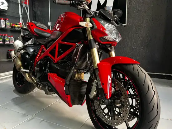 DUCATI-STREETFIGHTER 848 DUCATI-STREETFIGHTER 848-2013