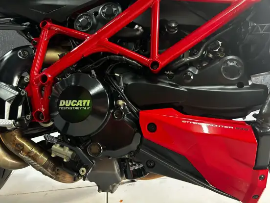 DUCATI-STREETFIGHTER 848 DUCATI-STREETFIGHTER 848-2013