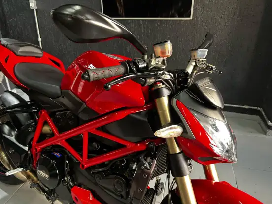 DUCATI-STREETFIGHTER 848-2013