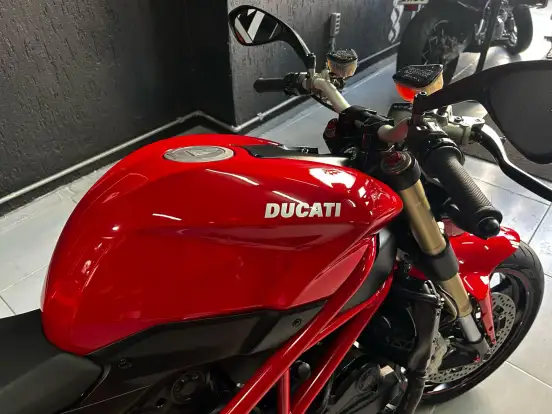 DUCATI-STREETFIGHTER 848-2013