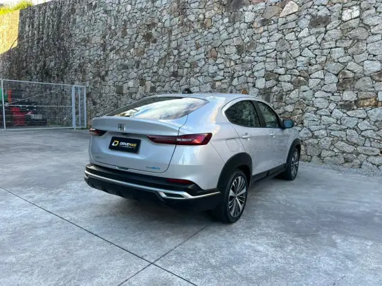 FIAT-FASTBACK-2025