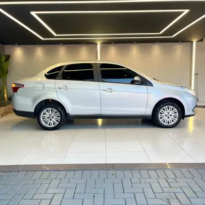 FIAT-GRAND SIENA-2014