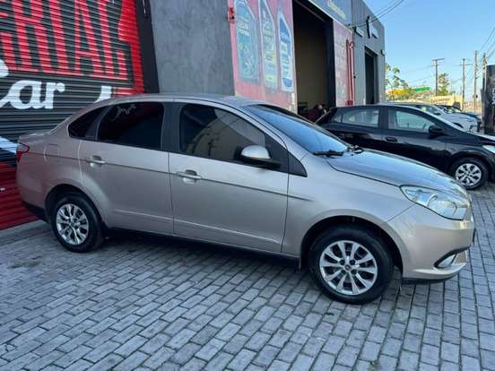 FIAT-GRAND SIENA-1.4 MPI ATTRACTIVE 8V FLEX 4P MANUAL FIAT-GRAND SIENA-2012