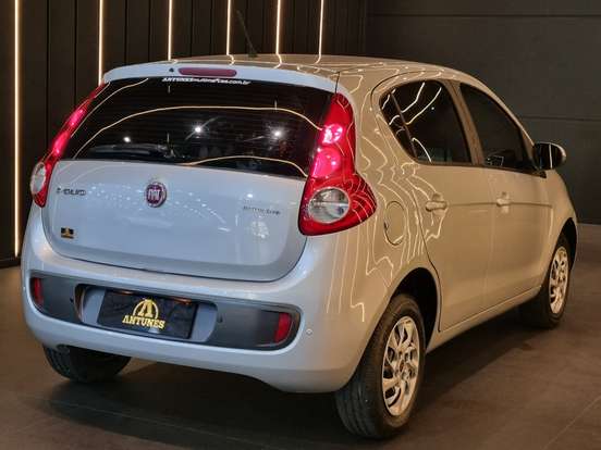 FIAT-PALIO-2015