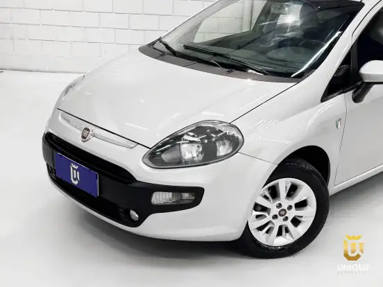 FIAT-PUNTO-1.4 ATTRACTIVE 8V FLEX 4P MANUAL FIAT-PUNTO-2015