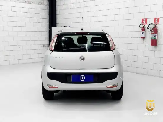 FIAT-PUNTO-1.4 ATTRACTIVE 8V FLEX 4P MANUAL FIAT-PUNTO-2015