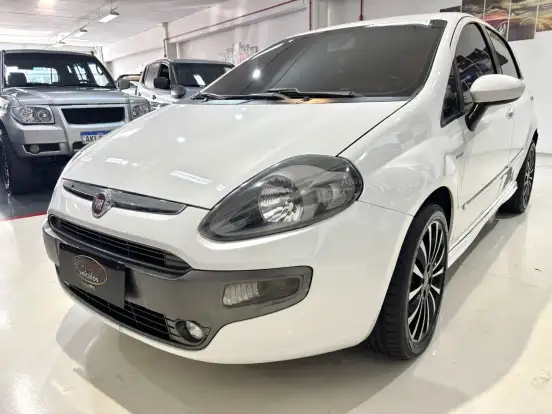 FIAT-PUNTO-1.8 SPORTING 16V FLEX 4P AUTOMATIZADO FIAT-PUNTO-2015