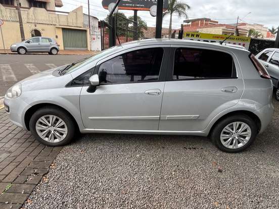 FIAT-PUNTO-2013