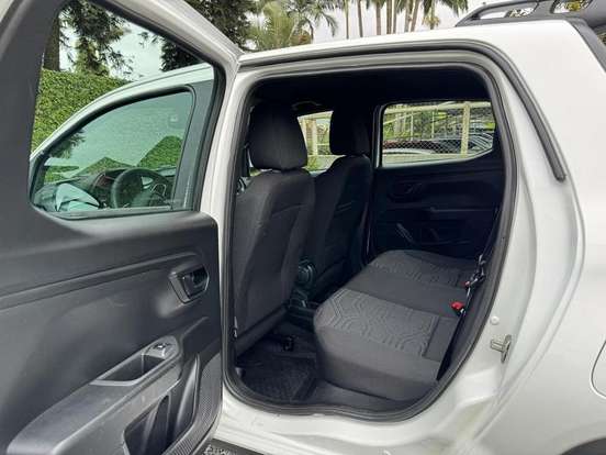 FIAT-STRADA-1.3 FIREFLY FLEX FREEDOM CD MANUAL FIAT-STRADA-2025