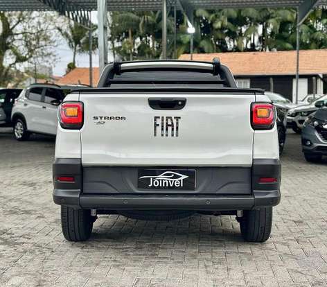FIAT-STRADA-2023