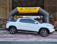 FIAT TORO 1.3 TURBO 270 FLEX FREEDOM AT6 FIAT TORO 1.3 TURBO 270 FLEX FREEDOM AT6