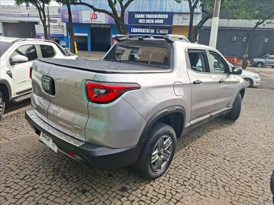 FIAT-TORO-2023