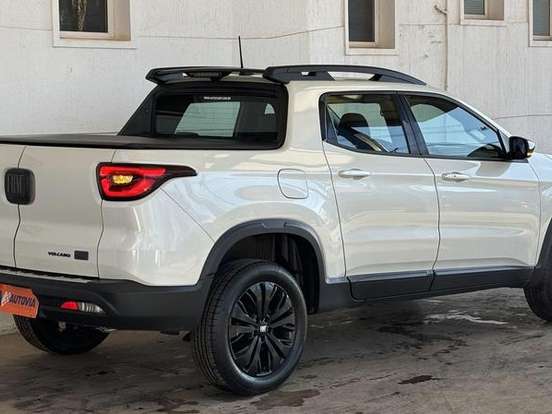 FIAT-TORO-1.3 TURBO 270 FLEX VOLCANO AT6 FIAT-TORO-2024