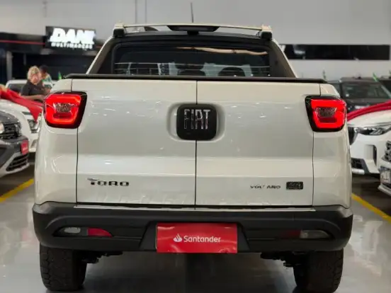 FIAT-TORO-2.0 16V TURBO DIESEL VOLCANO 4WD AT9 FIAT-TORO-2023