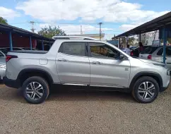 FIAT TORO 2.0 16V TURBO DIESEL VOLCANO 4WD AT9 FIAT TORO 2.0 16V TURBO DIESEL VOLCANO 4WD AT9