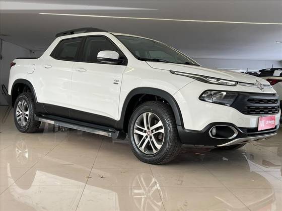 FIAT TORO 2.0 16V TURBO DIESEL FREEDOM 4WD AT9