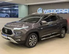 FIAT TORO 2.0 16V TURBO DIESEL RANCH 4WD AT9 FIAT TORO 2.0 16V TURBO DIESEL RANCH 4WD AT9