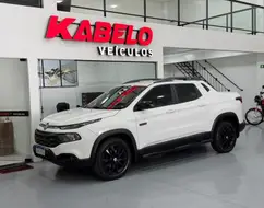 FIAT TORO 2.0 16V TURBO DIESEL ULTRA 4WD AT9 FIAT TORO 2.0 16V TURBO DIESEL ULTRA 4WD AT9