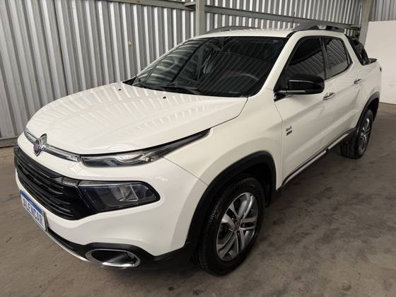 FIAT TORO 2.0 16V TURBO DIESEL VOLCANO 4WD AT9