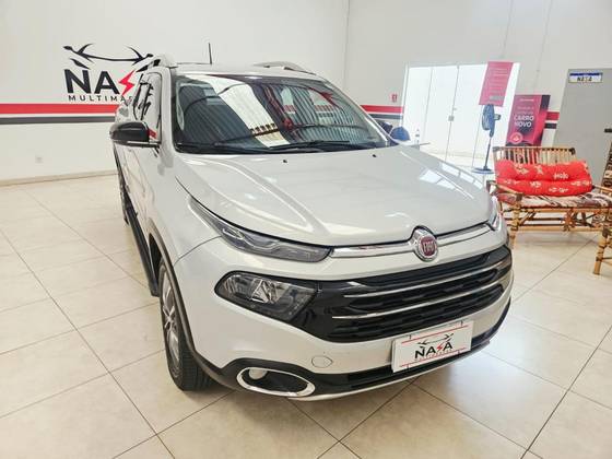 FIAT TORO 2.0 16V TURBO DIESEL VOLCANO 4WD AT9