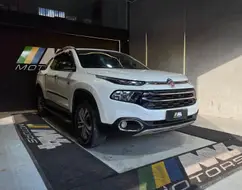 FIAT TORO 2.0 16V TURBO DIESEL VOLCANO 4WD AT9 FIAT TORO 2.0 16V TURBO DIESEL VOLCANO 4WD AT9