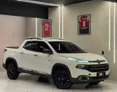 FIAT TORO 2.4 16V MULTIAIR FLEX VOLCANO AT9 FIAT TORO 2.4 16V MULTIAIR FLEX VOLCANO AT9