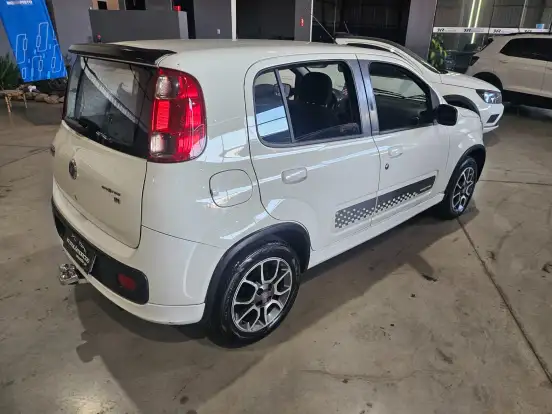 FIAT-UNO-1.4 EVO SPORTING 8V FLEX 4P MANUAL FIAT-UNO-2012