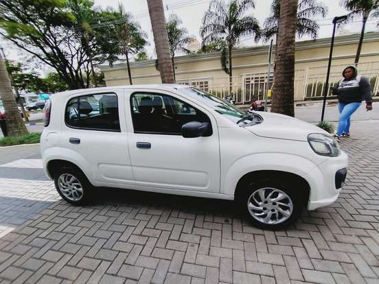 FIAT-UNO-1.0 FIREFLY FLEX DRIVE 4P MANUAL FIAT-UNO-2017