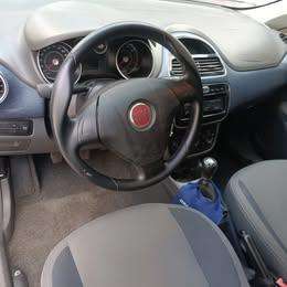FIAT-PUNTO-2012