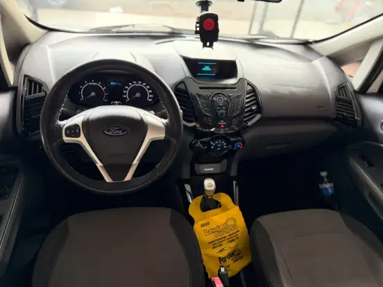 FORD-ECOSPORT-2015